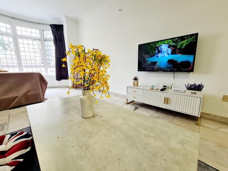 Condominium for Sale at Endah Regal Condominium - Sean Chia - Living Room - PropertyGuru.com.my