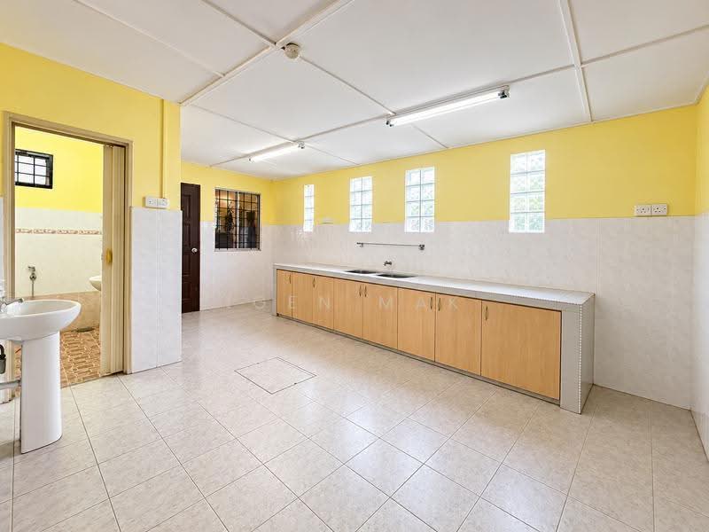Rumah Teres 2-Tingkat untuk Dijual di Taman Putra Perdana (Puchong) - Igen Mak - Kitchen - PropertyGuru.com.my