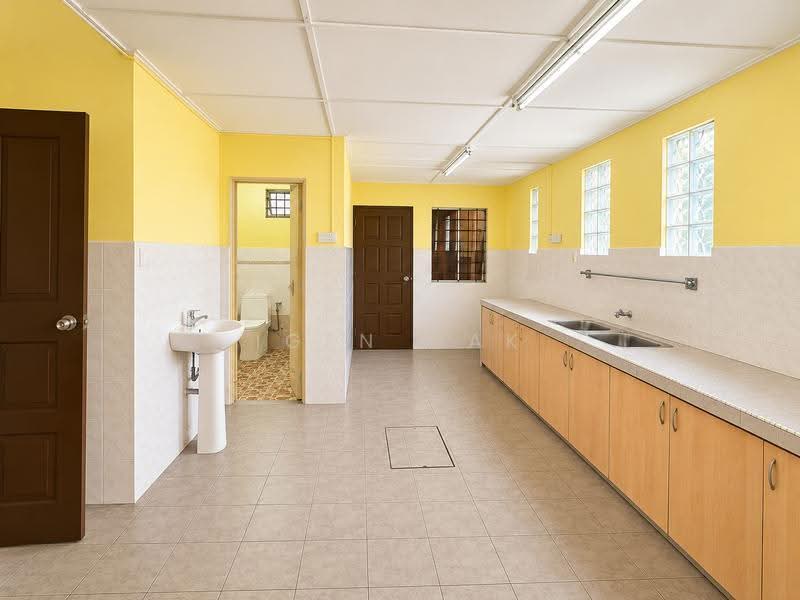 Rumah Teres 2-Tingkat untuk Dijual di Taman Putra Perdana (Puchong) - Igen Mak - Bathroom - PropertyGuru.com.my