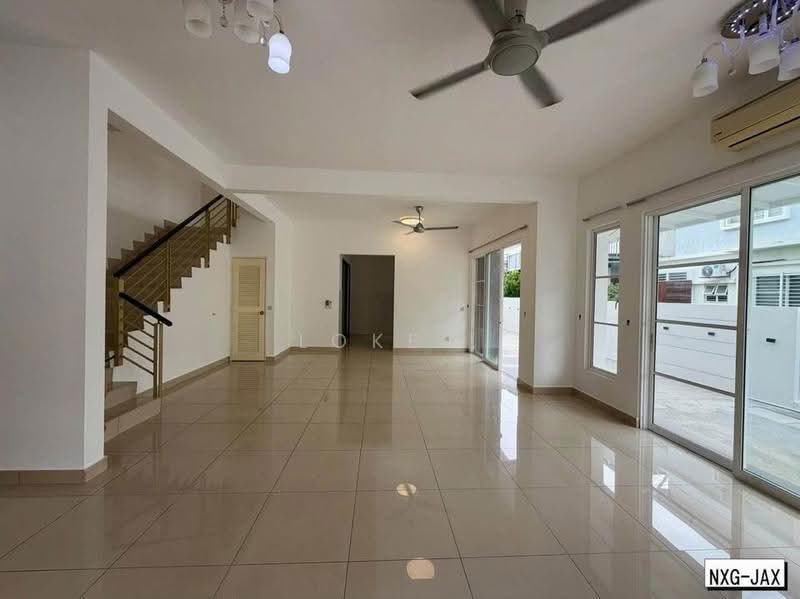 Semi-Detached House for Sale in Setia Damai (Setia Alam) - Loke . - Living Room - PropertyGuru.com.my
