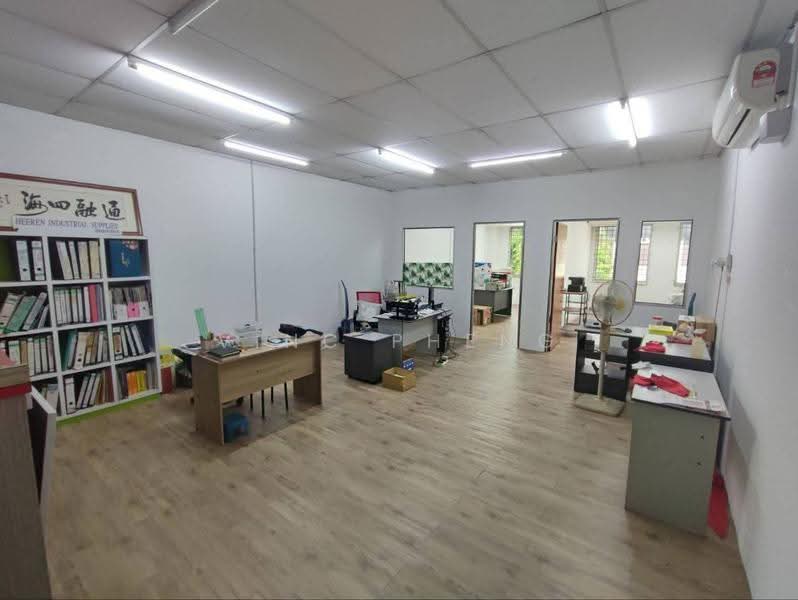 Retail Space for Sale in Taman Desa Cheng Perdana (Cheng) - Vinc Pheng - Study - PropertyGuru.com.my