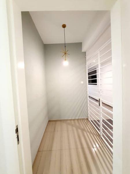 Kediaman Servis untuk Disewa di Kenwingston Skylofts - Shue Sen - Entrance - PropertyGuru.com.my