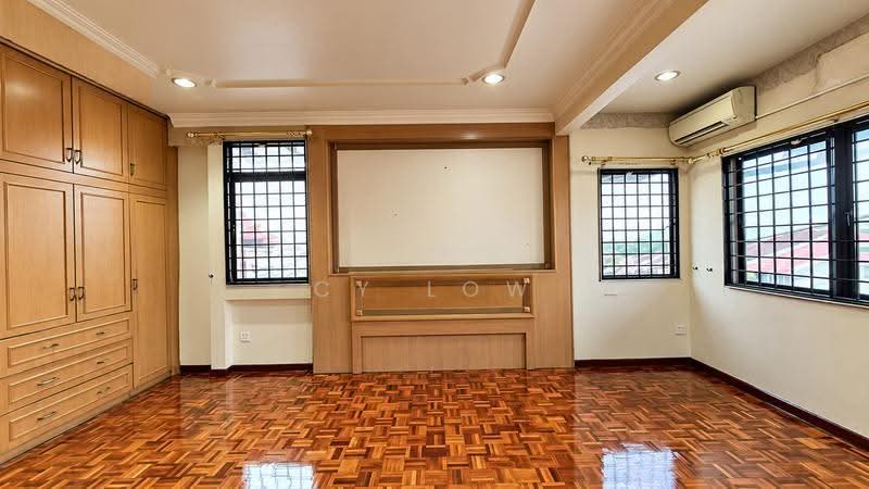 Rumah Berkembar untuk Dijual di Taman Desa (Kuala Lumpur) - CY Low - Bedroom - PropertyGuru.com.my