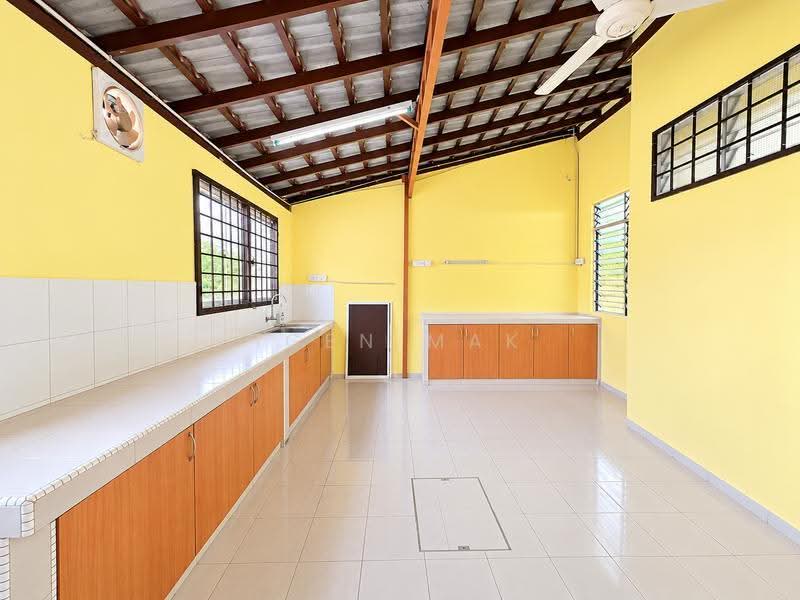 Rumah Teres 2-Tingkat untuk Dijual di Taman Putra Perdana (Puchong) - Igen Mak - Kitchen - PropertyGuru.com.my