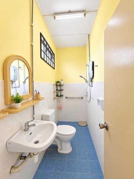 Rumah Teres 2-Tingkat untuk Dijual di Taman Putra Perdana (Puchong) - Igen Mak - Bathroom - PropertyGuru.com.my