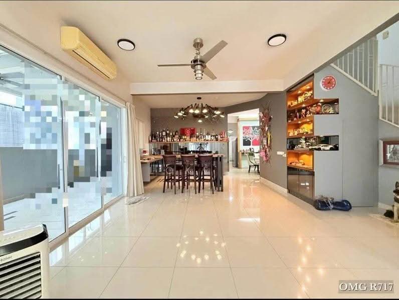 Semi-Detached House for Sale in Setia Damai (Setia Alam) - Loke . - Living Room - PropertyGuru.com.my