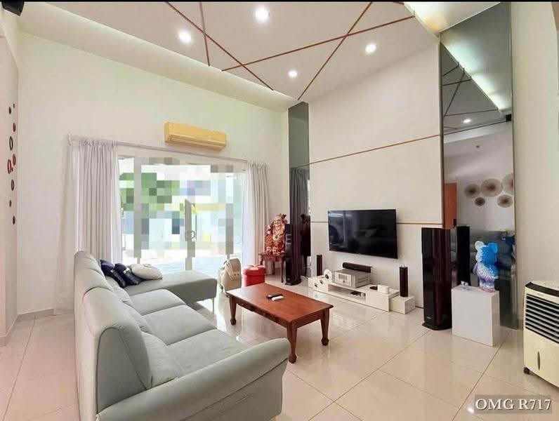 Semi-Detached House for Sale in Setia Damai (Setia Alam) - Loke . - Living Room - PropertyGuru.com.my