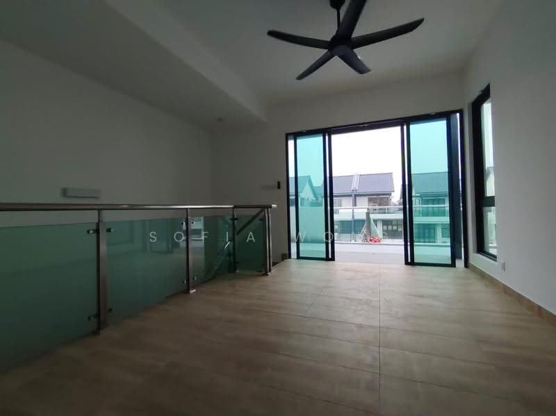 Rumah Teres 2.5-Tingkat untuk Disewa di TAMAN PUCHONG UTAMA (Puchong) - Sofia Wong - Balcony - PropertyGuru.com.my