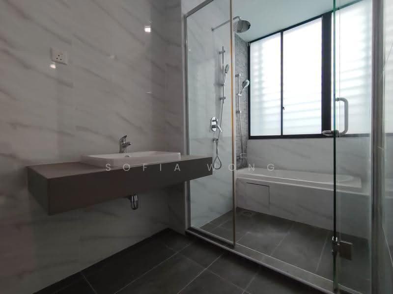 Rumah Teres 2.5-Tingkat untuk Disewa di TAMAN PUCHONG UTAMA (Puchong) - Sofia Wong - Bathroom - PropertyGuru.com.my