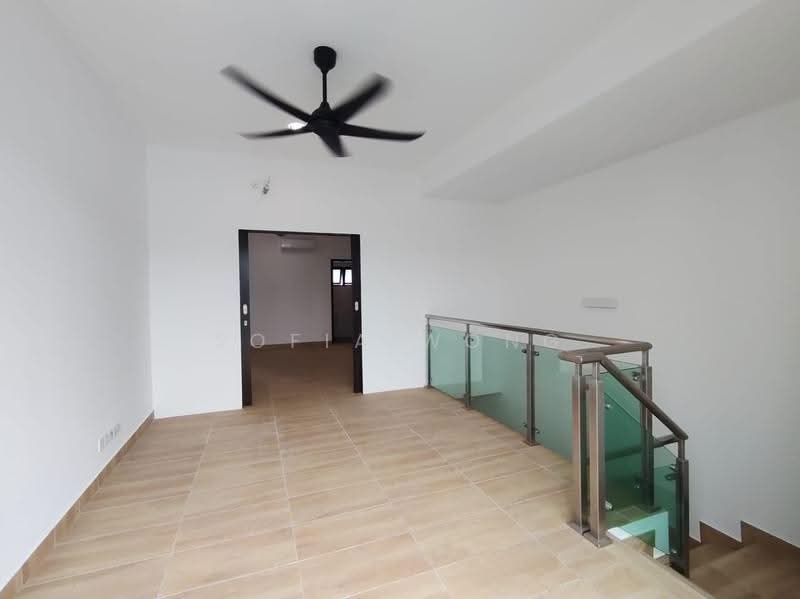 Rumah Teres 2.5-Tingkat untuk Disewa di TAMAN PUCHONG UTAMA (Puchong) - Sofia Wong - Living Room - PropertyGuru.com.my