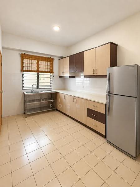 Pangsapuri untuk Disewa di Pangsapuri Sri Cempaka - Fiqri Hazim Rozmi - Kitchen - PropertyGuru.com.my