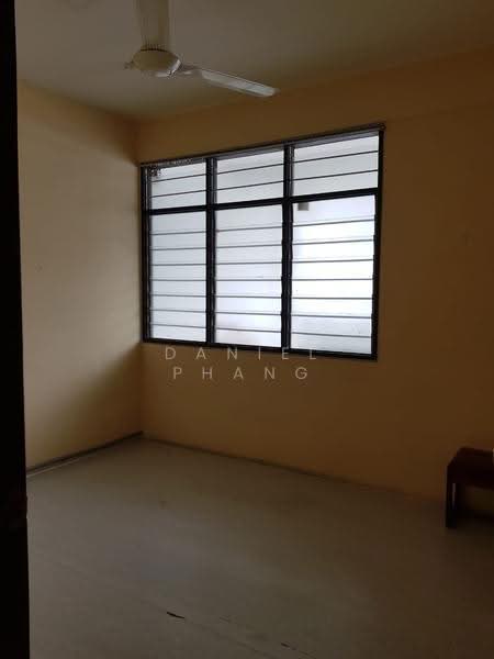 Flat for Sale at Taman Jubilee Phase 2 - Daniel Phang - Interior - PropertyGuru.com.my