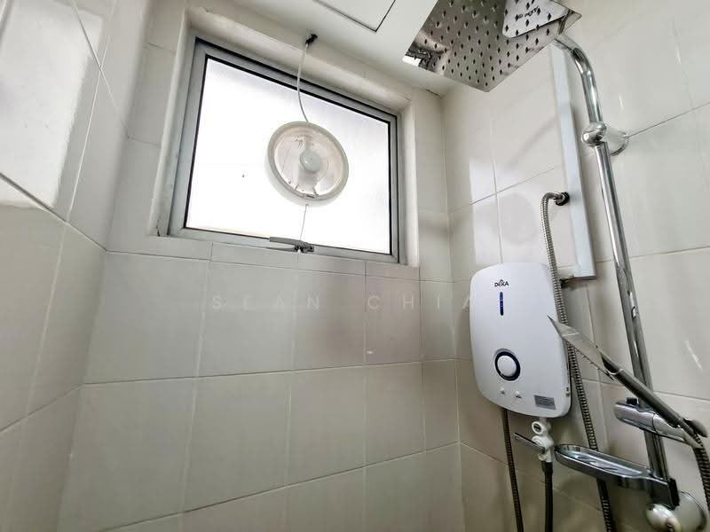 Service Residence for Sale at Serviced Residence @ Casa Tiara - Sean Chia - Bathroom - PropertyGuru.com.my