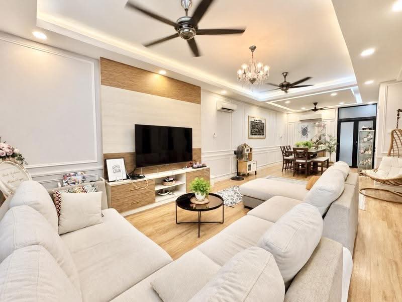 2-storey Terraced House for Sale in Kajang (Selangor) - Alif Saad - Living Room - PropertyGuru.com.my