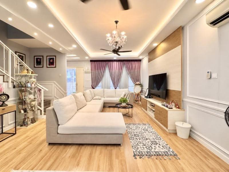 2-storey Terraced House for Sale in Kajang (Selangor) - Alif Saad - Living Room - PropertyGuru.com.my