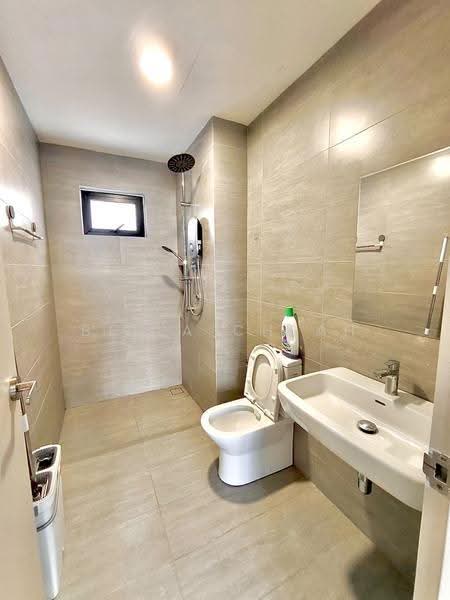 Kediaman Servis untuk Disewa di Residensi Ava @ Kiara Bay - Bella Cheah - Bathroom - PropertyGuru.com.my