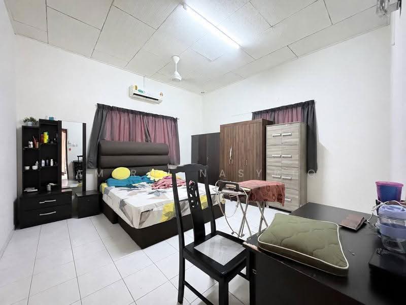 Rumah Banglo untuk Dijual di Batu Caves (Kuala Lumpur) - Amirul Nasyriq - Bedroom - PropertyGuru.com.my