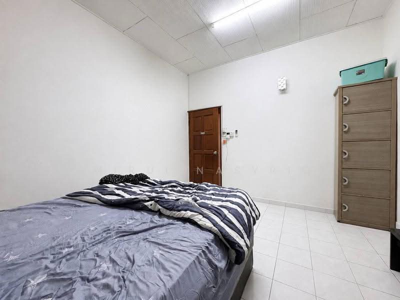 Rumah Banglo untuk Dijual di Batu Caves (Kuala Lumpur) - Amirul Nasyriq - Bedroom - PropertyGuru.com.my