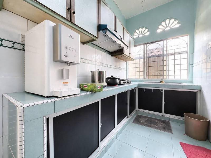 Rumah Banglo untuk Dijual di Batu Caves (Kuala Lumpur) - Amirul Nasyriq - Kitchen - PropertyGuru.com.my