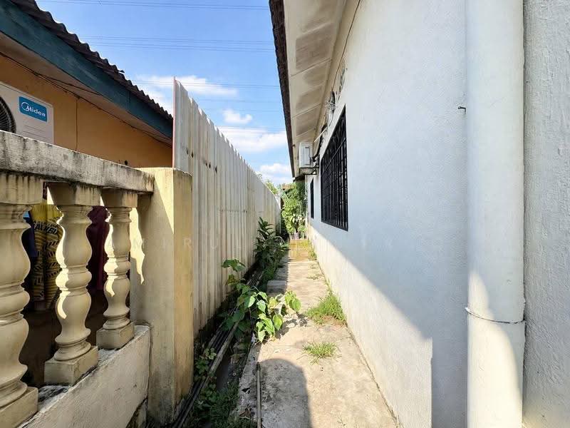 Rumah Banglo untuk Dijual di Batu Caves (Kuala Lumpur) - Amirul Nasyriq - Exterior - PropertyGuru.com.my