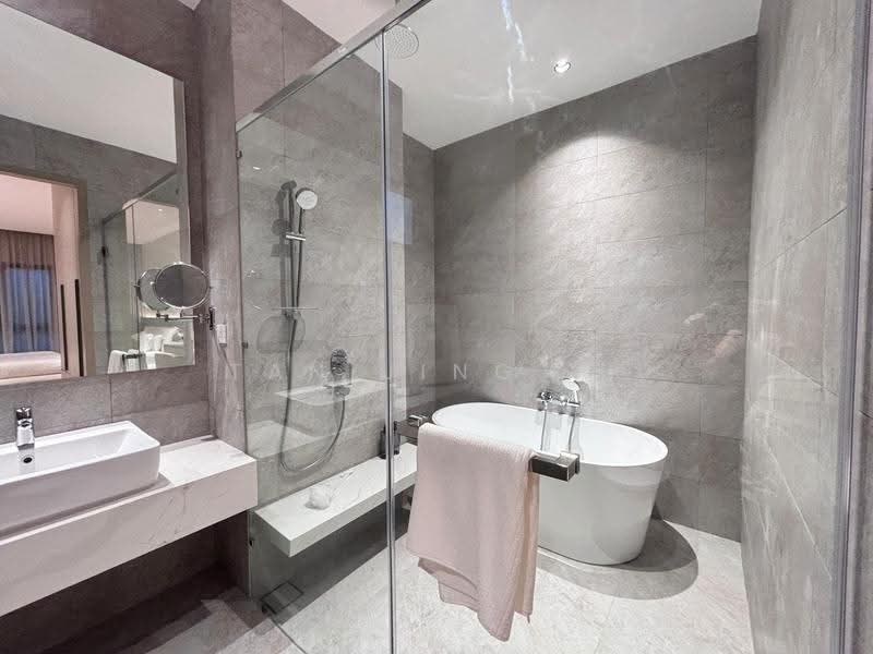 Kondominium untuk Dijual di Waterstone - Tan Jing Yi - Bathroom - PropertyGuru.com.my