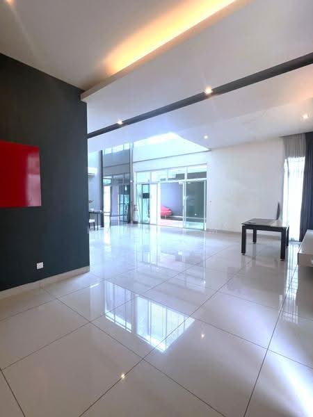 Rumah Banglo untuk Dijual di Taman Suria (Johor Bahru) - Karl Lim - Living Room - PropertyGuru.com.my