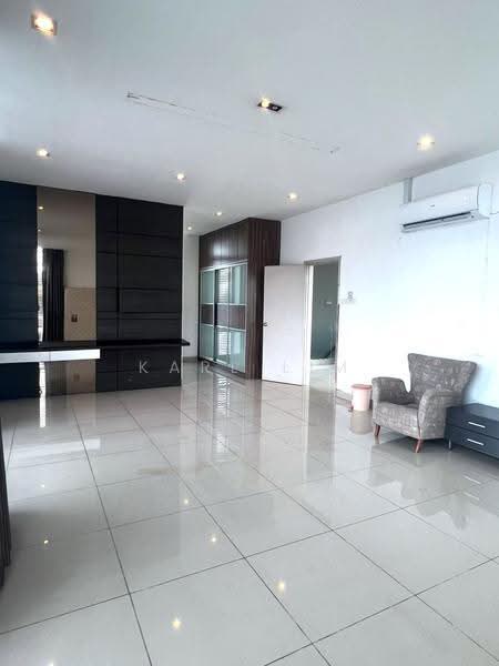 Rumah Banglo untuk Dijual di Taman Suria (Johor Bahru) - Karl Lim - Living Room - PropertyGuru.com.my