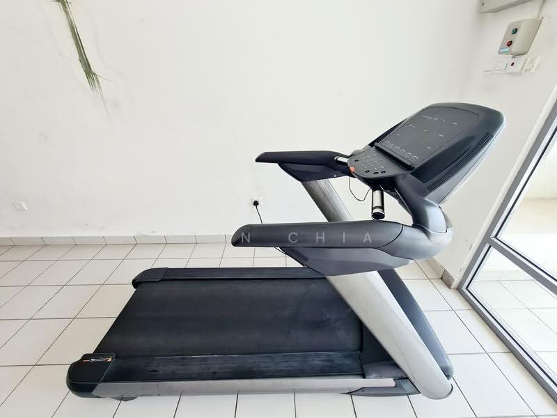 Kediaman Servis untuk Dijual di Vega Residensi 1 - Sean Chia - Gym - PropertyGuru.com.my