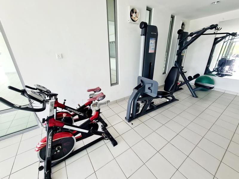 Kediaman Servis untuk Dijual di Vega Residensi 1 - Sean Chia - Gym - PropertyGuru.com.my