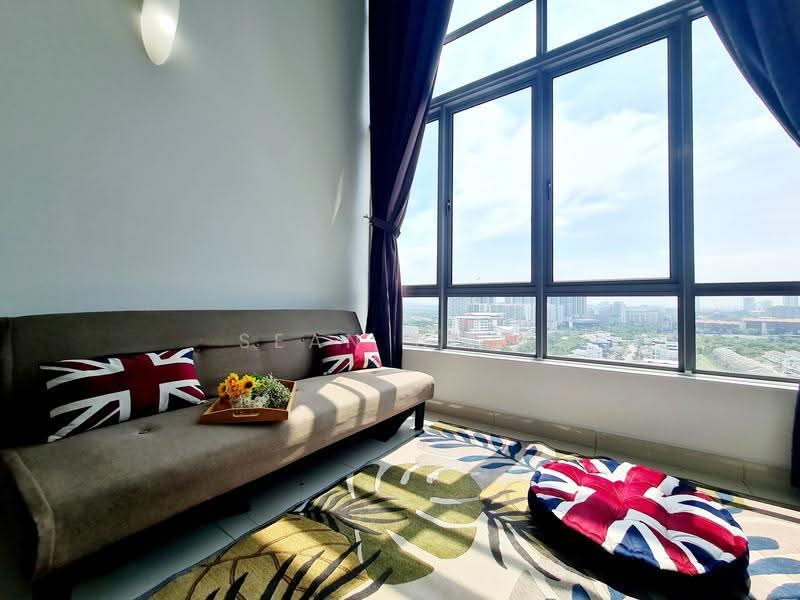 Kediaman Servis untuk Dijual di Vega Residensi 1 - Sean Chia - Living Room - PropertyGuru.com.my