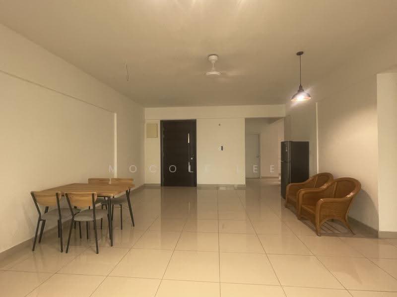 Kediaman Servis untuk Dijual di Summerton - Mocole Lee - Living Room - PropertyGuru.com.my