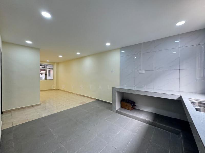 Rumah Teres 2-Tingkat untuk Dijual di Taman Nusantara Prima (Gelang Patah) - Crystal Tan - Kitchen - PropertyGuru.com.my