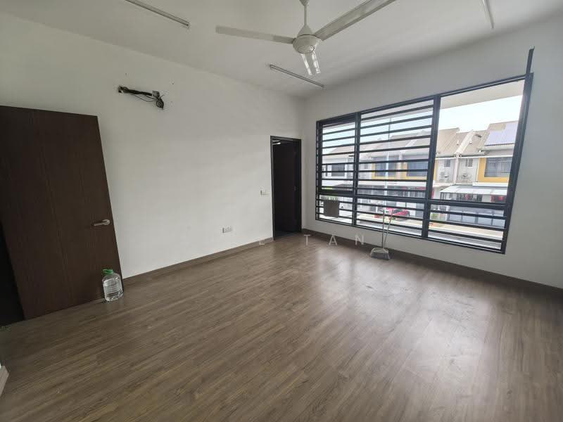 2-storey Terraced House for Rent in Klang (Selangor) - Shue Tan - Interior - PropertyGuru.com.my