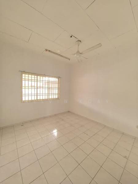 1-storey Terraced House for Sale in Taman Sri Lalang (Kota Tinggi) - Kelvin Koay - Interior - PropertyGuru.com.my