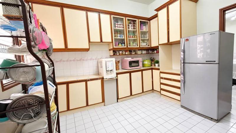 Rumah Teres 2-Tingkat untuk Dijual di Taman Setiawangsa (Setiawangsa) - Imran Ismadi - Kitchen - PropertyGuru.com.my