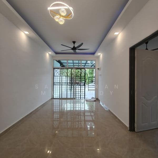 1-storey Terraced House for Sale in Lunas (Kedah) - Sanggaran Muniandy - Living Room - PropertyGuru.com.my