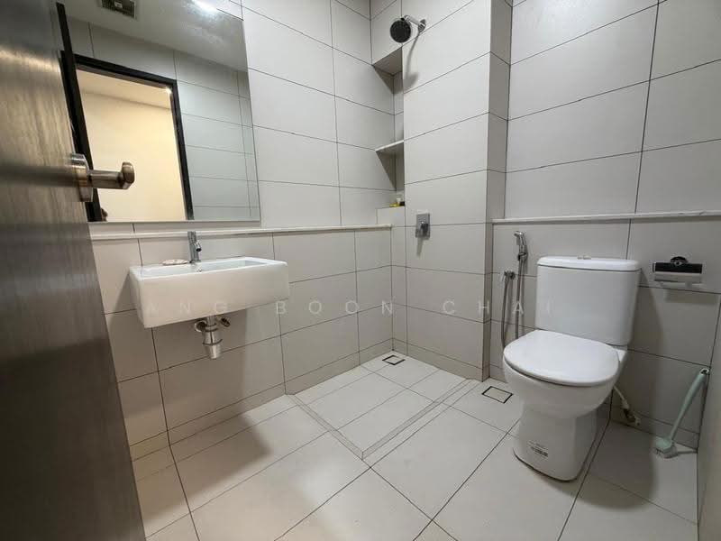 Rumah Teres 2-Tingkat untuk Disewa di Senibong (Permas Jaya) - Ang Boon Chai - Bathroom - PropertyGuru.com.my