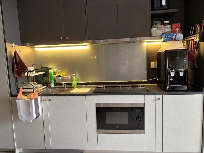 Kediaman Servis untuk Disewa di Millerz Square Serviced Residence - Edison Tan - Kitchen - PropertyGuru.com.my