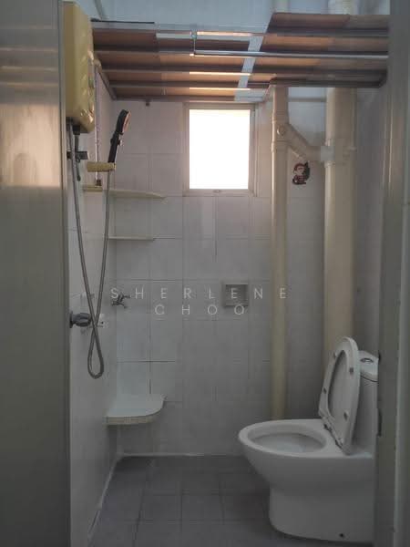 Flat for Rent at Mutiara Idaman 2 - Sherlene Choo - Bathroom - PropertyGuru.com.my