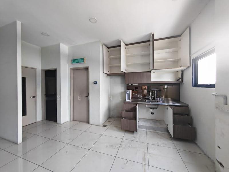Kilang Terpisah untuk Dijual di Taman Cheras Jaya (Cheras) - Sherene Goh - Kitchen - PropertyGuru.com.my