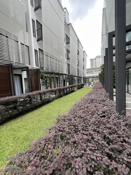Townhouse for Sale in Kampung Sungai Kayu Ara (Petaling Jaya) - melody chew - PropertyGuru.com.my