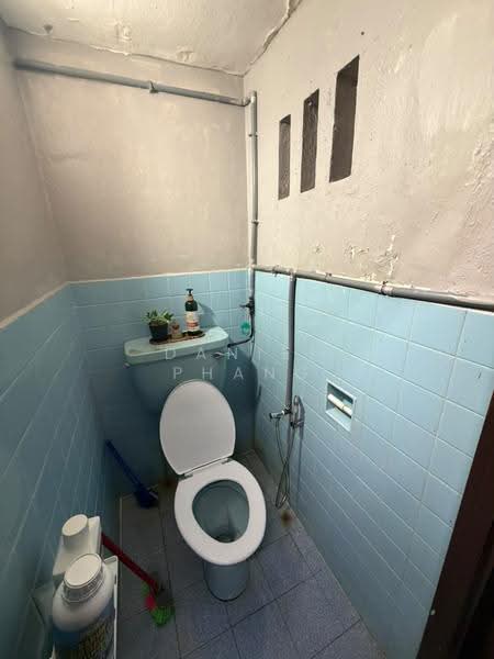 1-storey Terraced House for Rent in Jelutong (Penang) - Daniel Phang - Bathroom - PropertyGuru.com.my