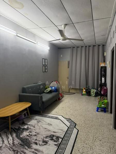 1-storey Terraced House for Rent in Jelutong (Penang) - Daniel Phang - Living Room - PropertyGuru.com.my