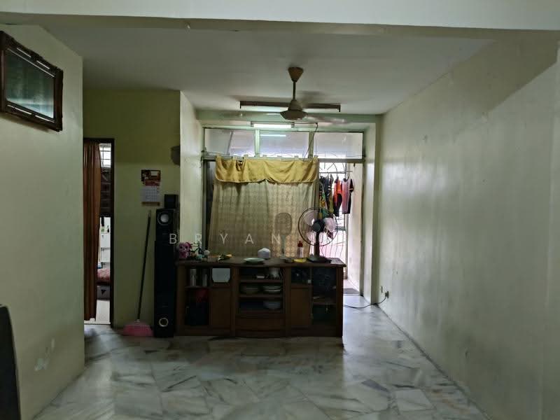 Pangsapuri untuk Dijual di Impiana Apartment - Bryan Lee - Living Room - PropertyGuru.com.my