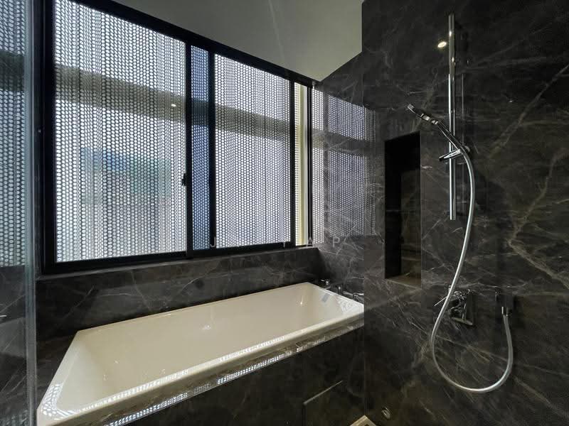 Service Residence for Sale at Park Regent @Desa Park City - JY Yap - Bathroom - PropertyGuru.com.my