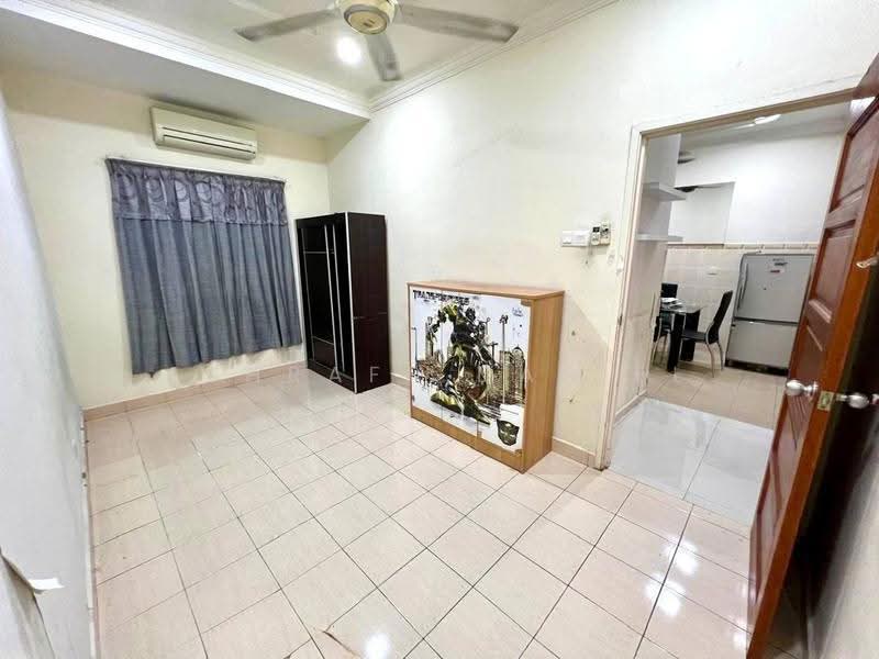 Rumah Teres 2-Tingkat untuk Dijual di Bandar Putra Permai (Seri Kembangan) - Ashraff Daniel - PropertyGuru.com.my