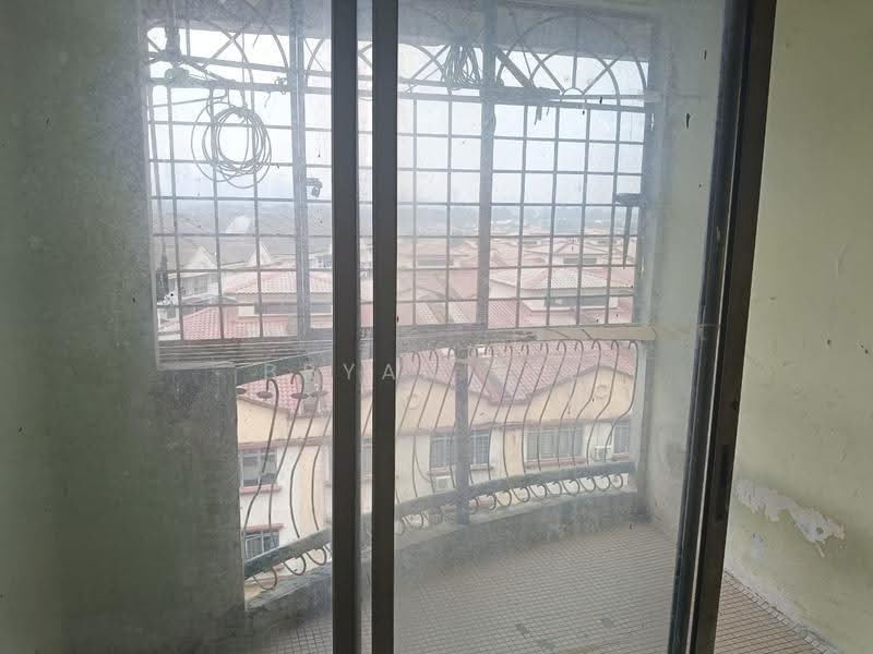 Pangsapuri untuk Dijual di Impiana Apartment - Bryan Lee - Balcony - PropertyGuru.com.my
