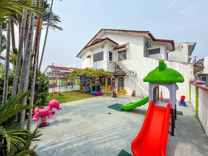 Rumah Teres 2-Tingkat untuk Dijual di BANDAR PUCHONG JAYA (Puchong) - Adzura Zamedin - Exterior - PropertyGuru.com.my