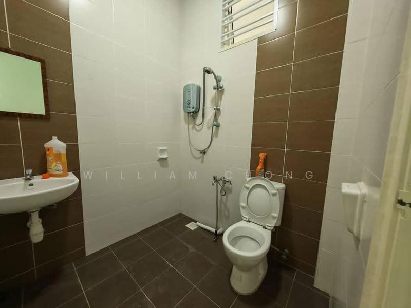Rumah Banglo untuk Dijual di Taman Belimbing Setia (Durian Tunggal) - William Chong - Bathroom - PropertyGuru.com.my