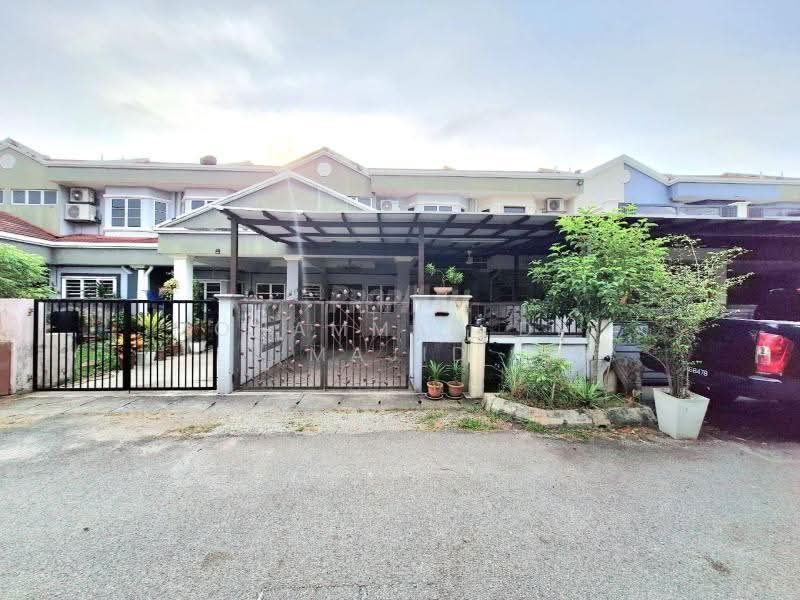2-storey Terraced House for Sale in Klang (Selangor) - Mohammad Din Majid - Exterior - PropertyGuru.com.my